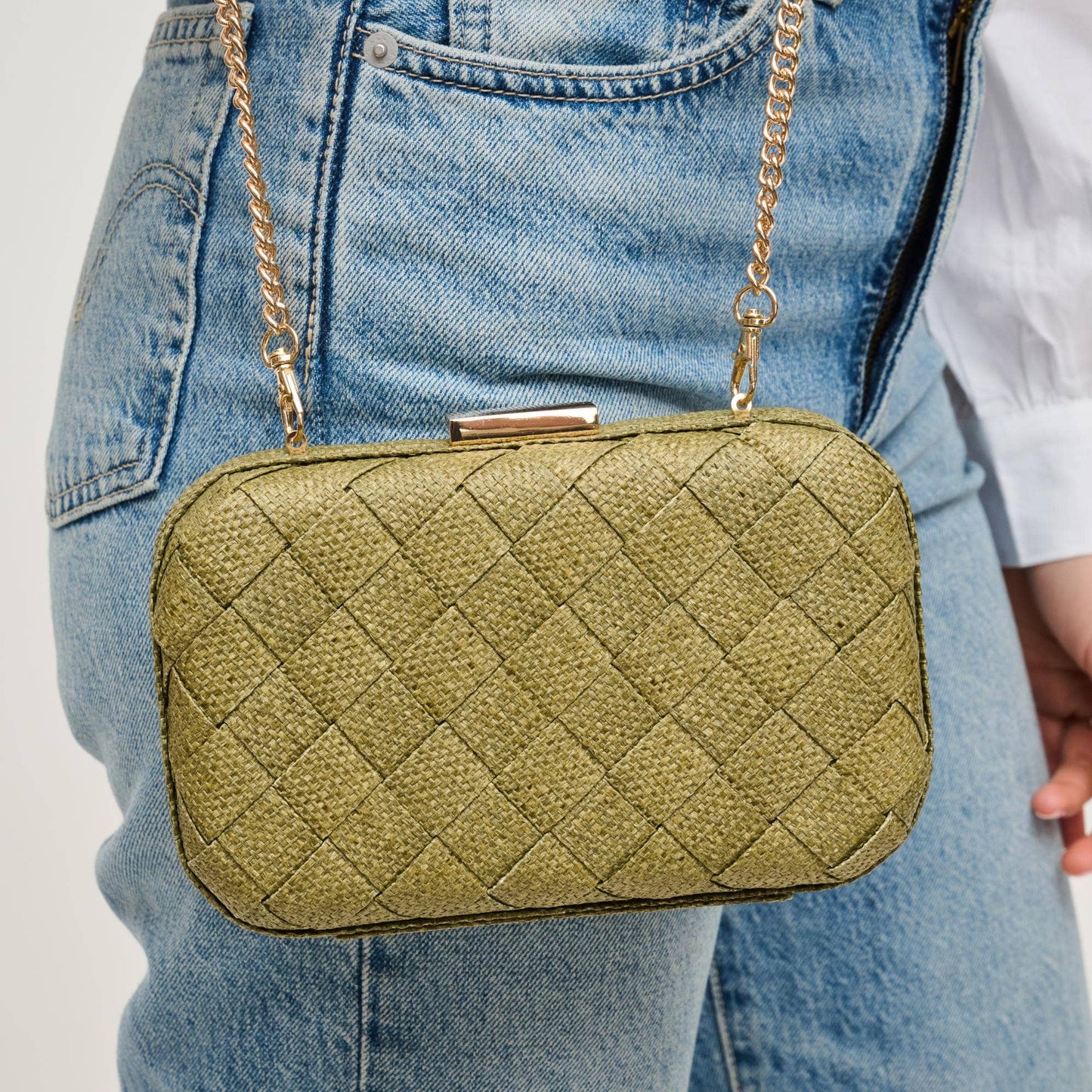 Addie Woven Straw Clutch