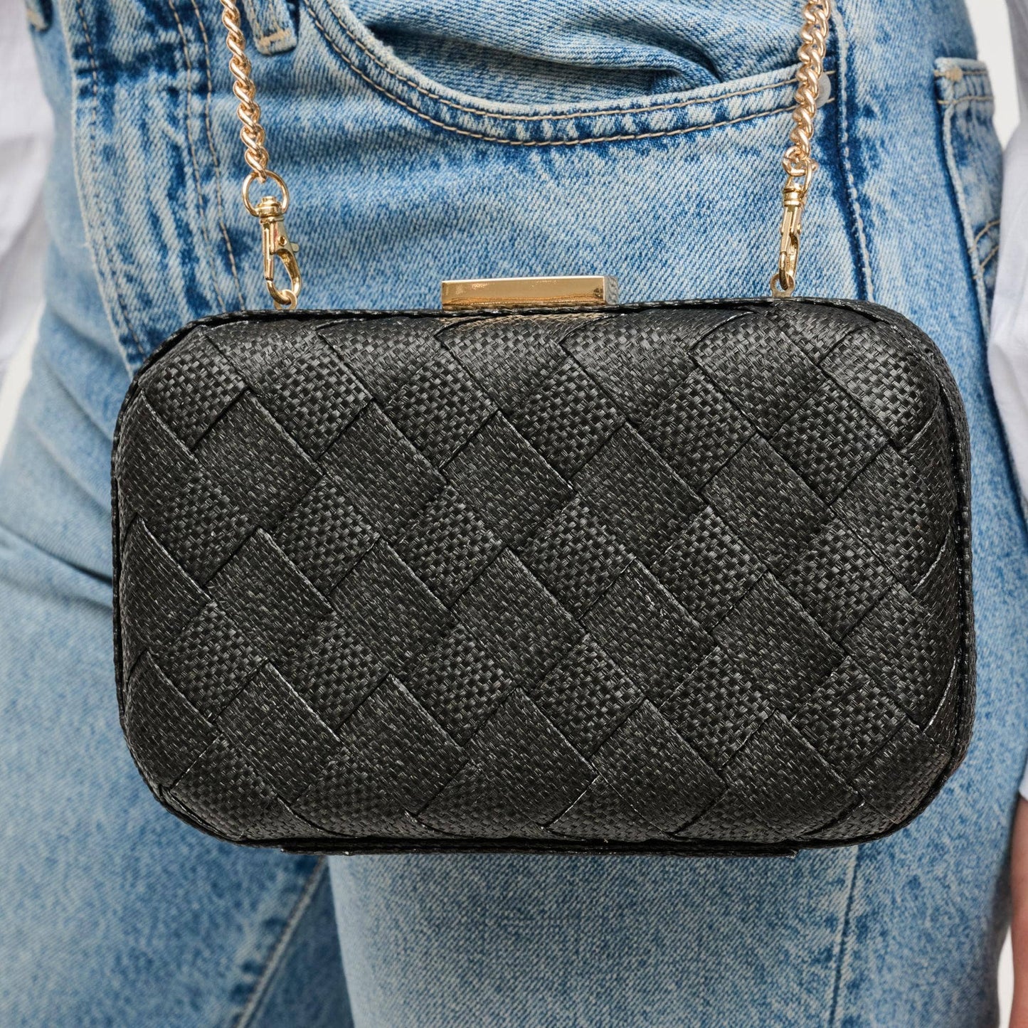 Addie Woven Straw Clutch