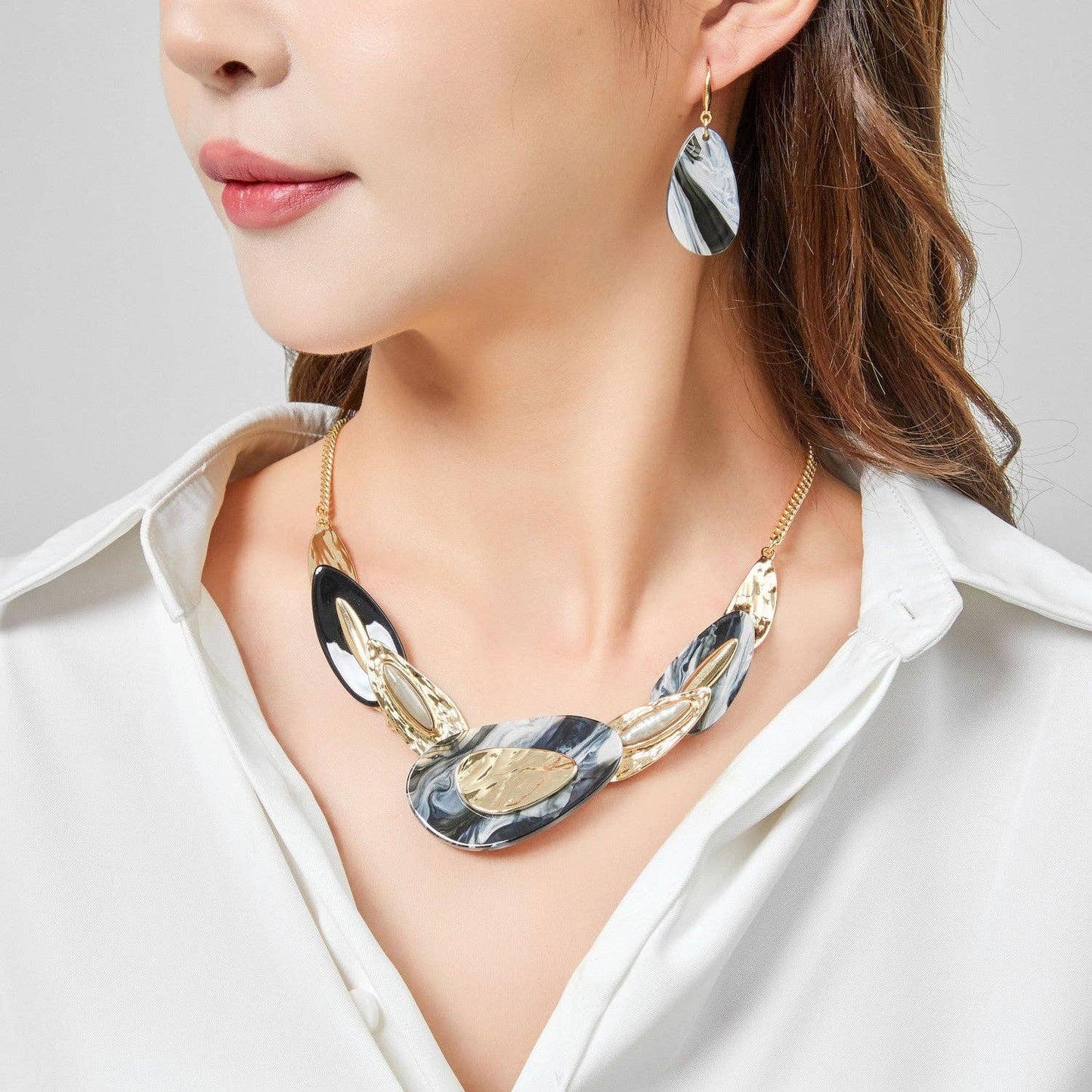 Amba necklace