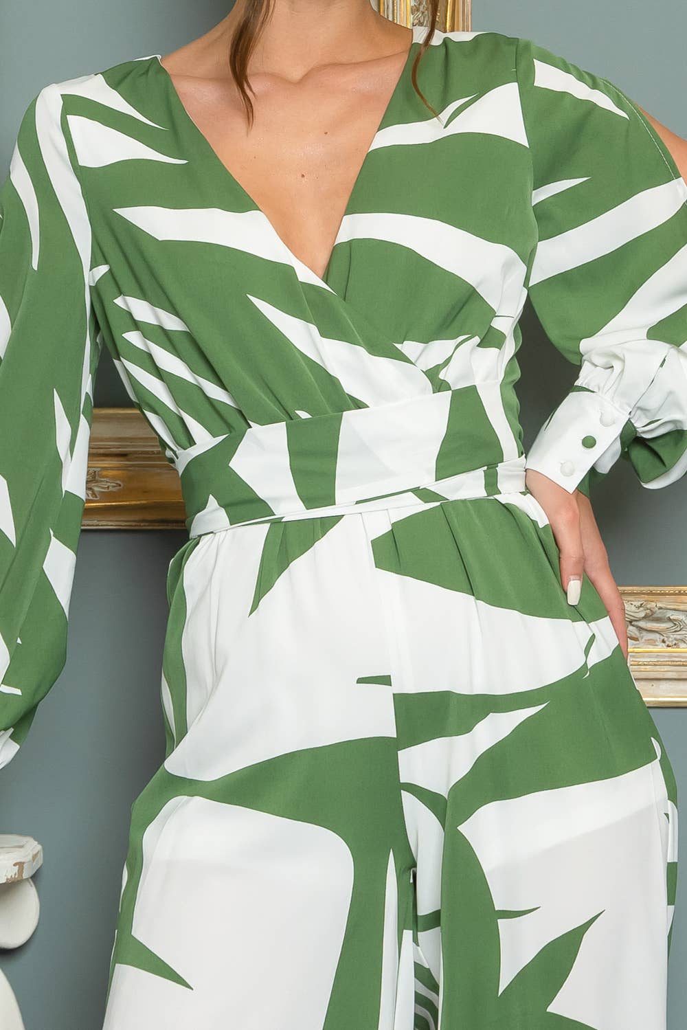 9440AP9-XL ONLY LONG SLEEVE PRINTED JUMPSUIT