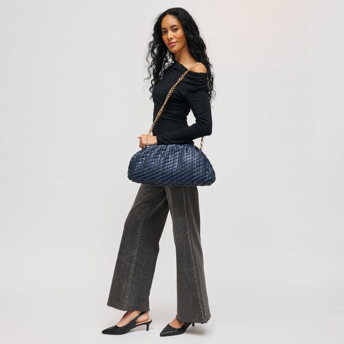 Veronica Clutch