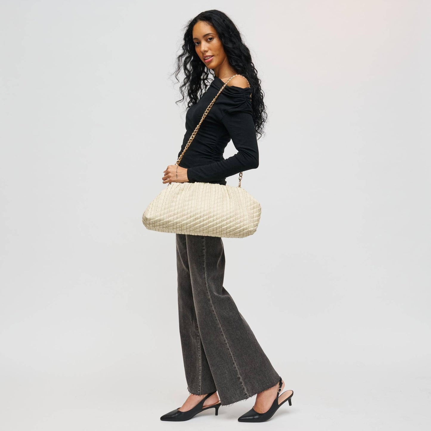 Veronica Clutch