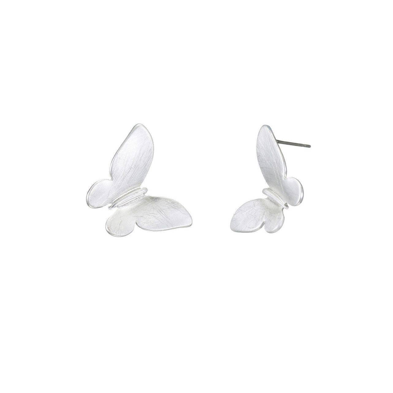 Osaki stud earring