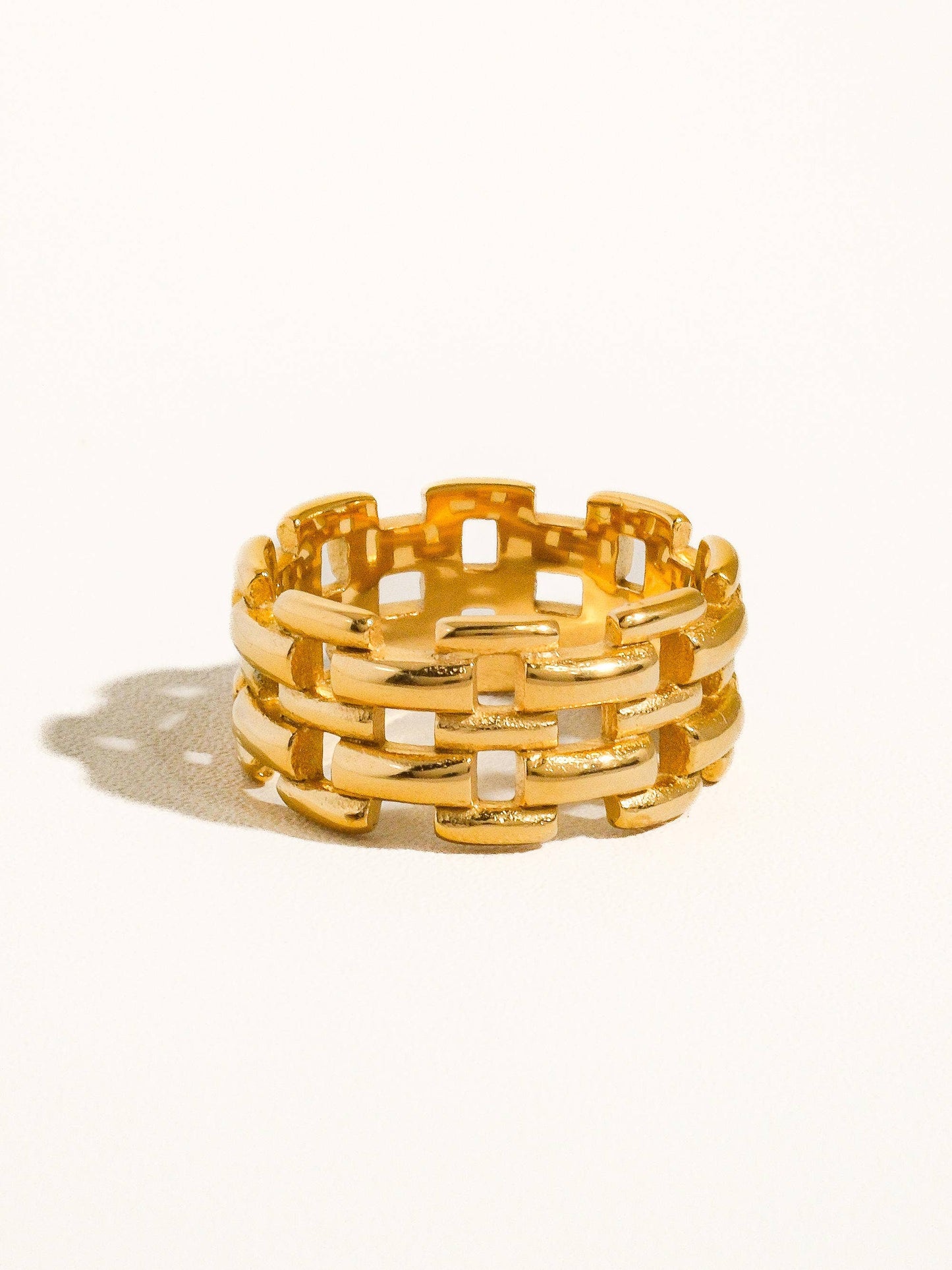 Roxie 18K Gold Non-Tarnish Braided Chain Ring