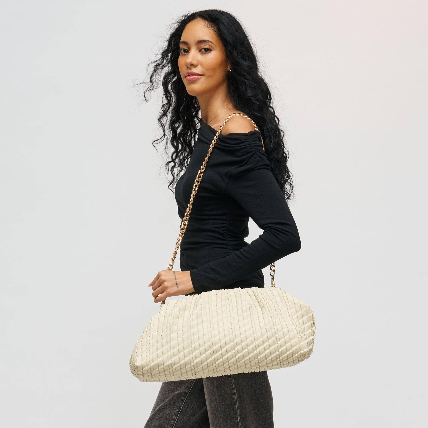 Veronica Clutch